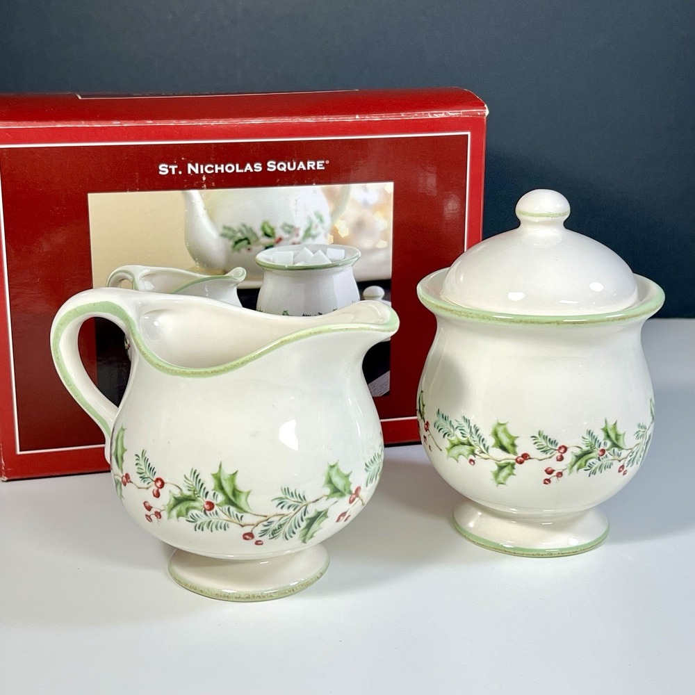 St. Nicholas Square Holly Berry‎ Christmas Holiday Sugar & Creamer Set w/Box